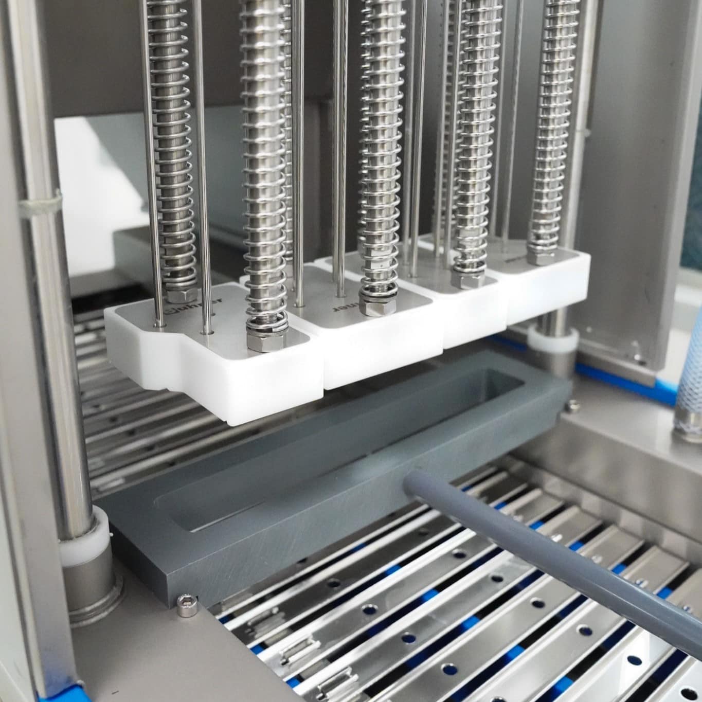 Suhner Brine Injector – square